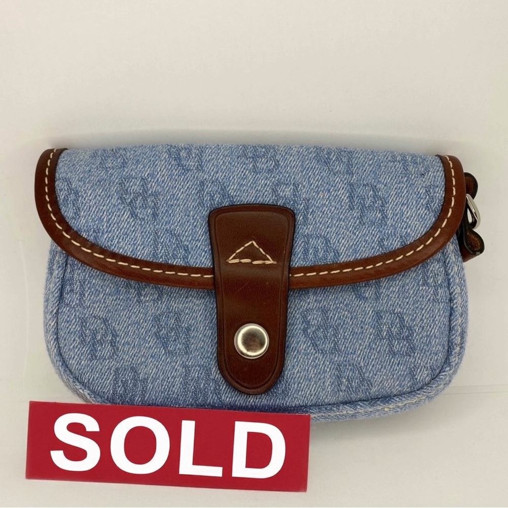SOLD- Dooney & Bourke Wristlet Pouch. Excellent Condition!
